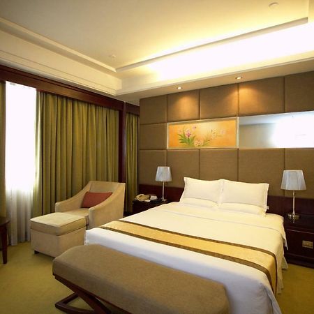 Harbour Metropolis Hotel Foshan Buitenkant foto