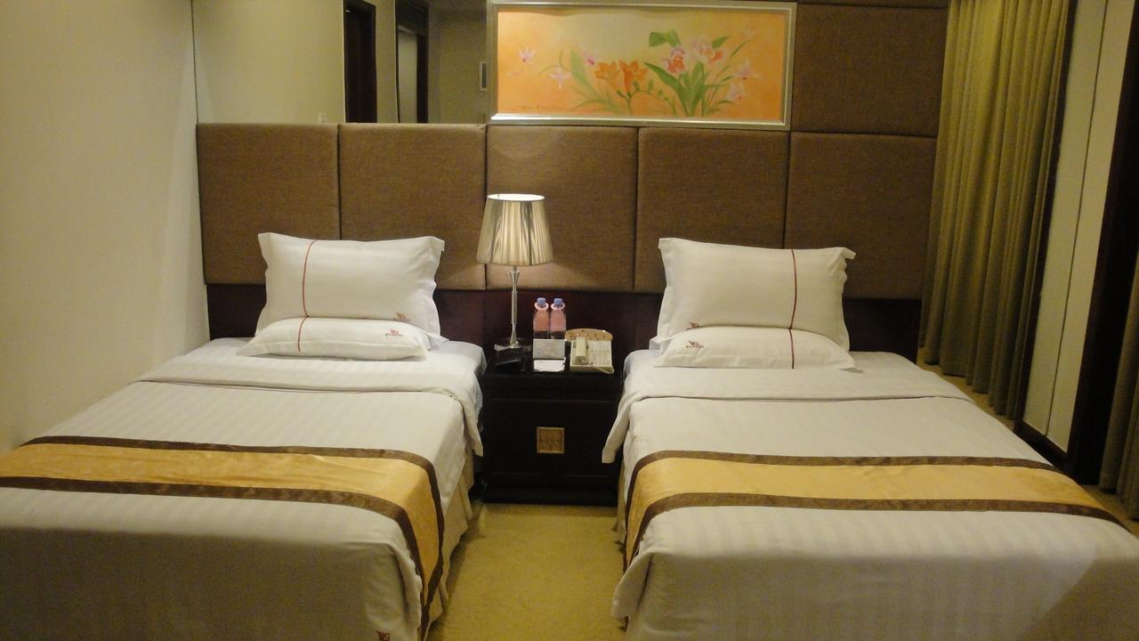Harbour Metropolis Hotel Foshan Buitenkant foto