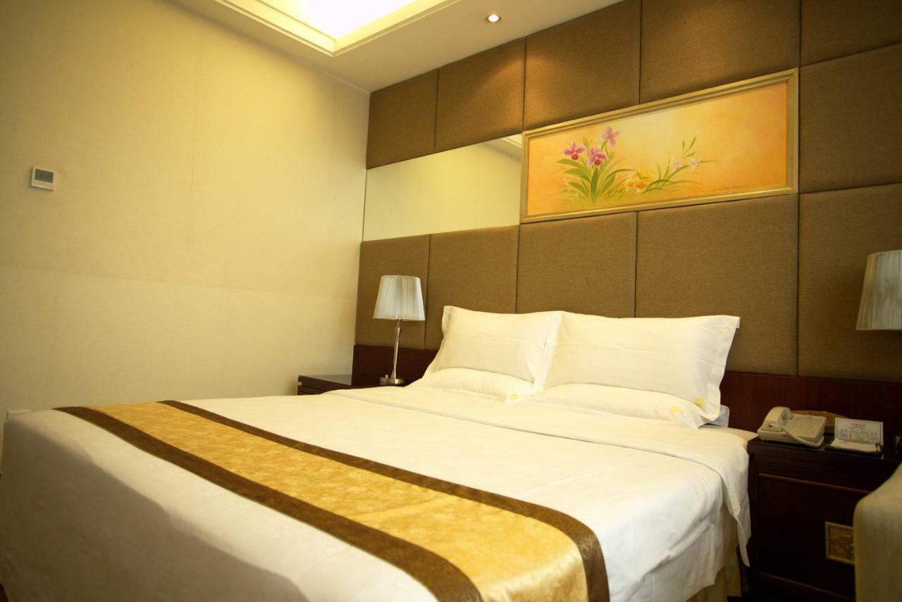 Harbour Metropolis Hotel Foshan Buitenkant foto