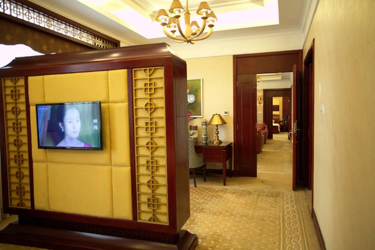Harbour Metropolis Hotel Foshan Buitenkant foto